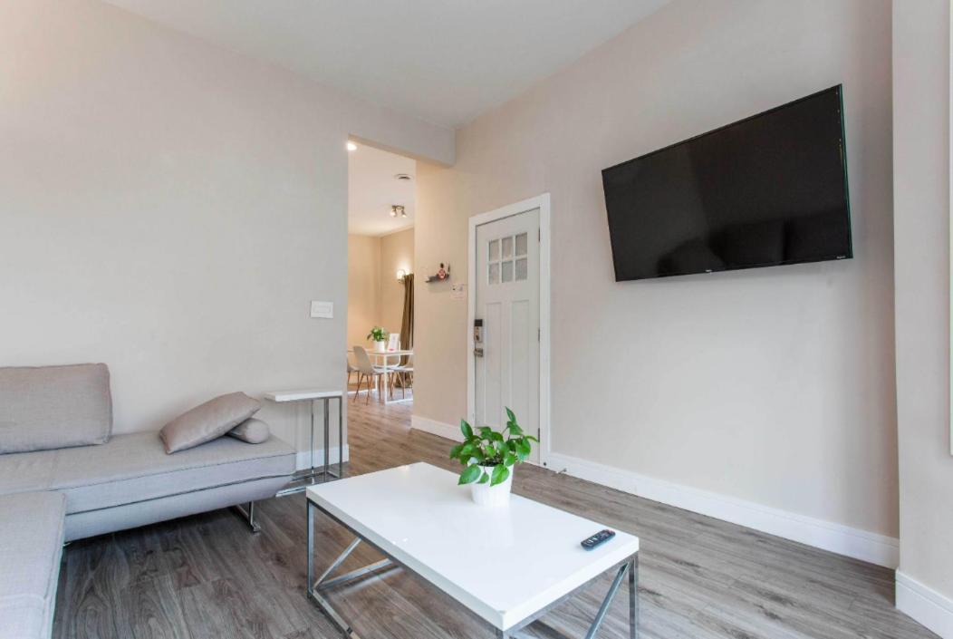 시카고 The Double Play! 1 Min Walk To Wrigley - 2Br - Perfect For Cubs Fans 아파트 외부 사진
