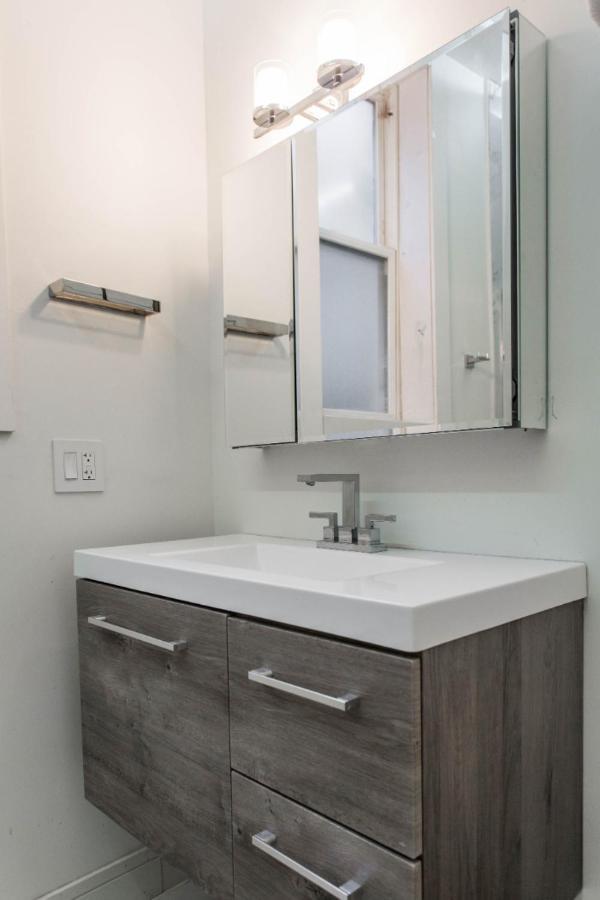 시카고 The Double Play! 1 Min Walk To Wrigley - 2Br - Perfect For Cubs Fans 아파트 외부 사진